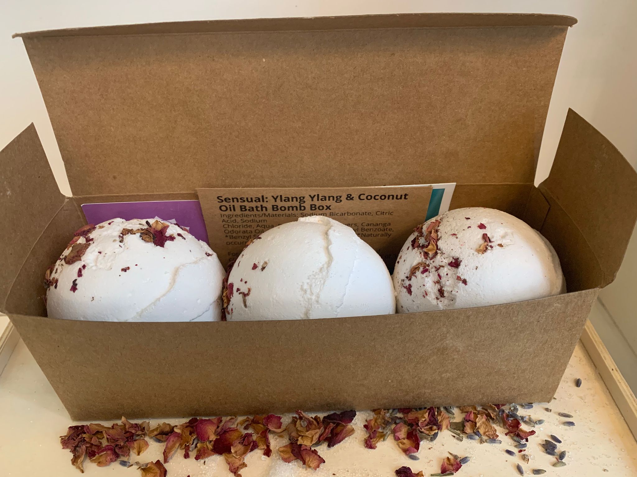 <a href="https://www.thefloatspa.co.uk/product/Luxury-Bath-Bomb-Set/">Luxury Bath Bomb Set</a> image 7