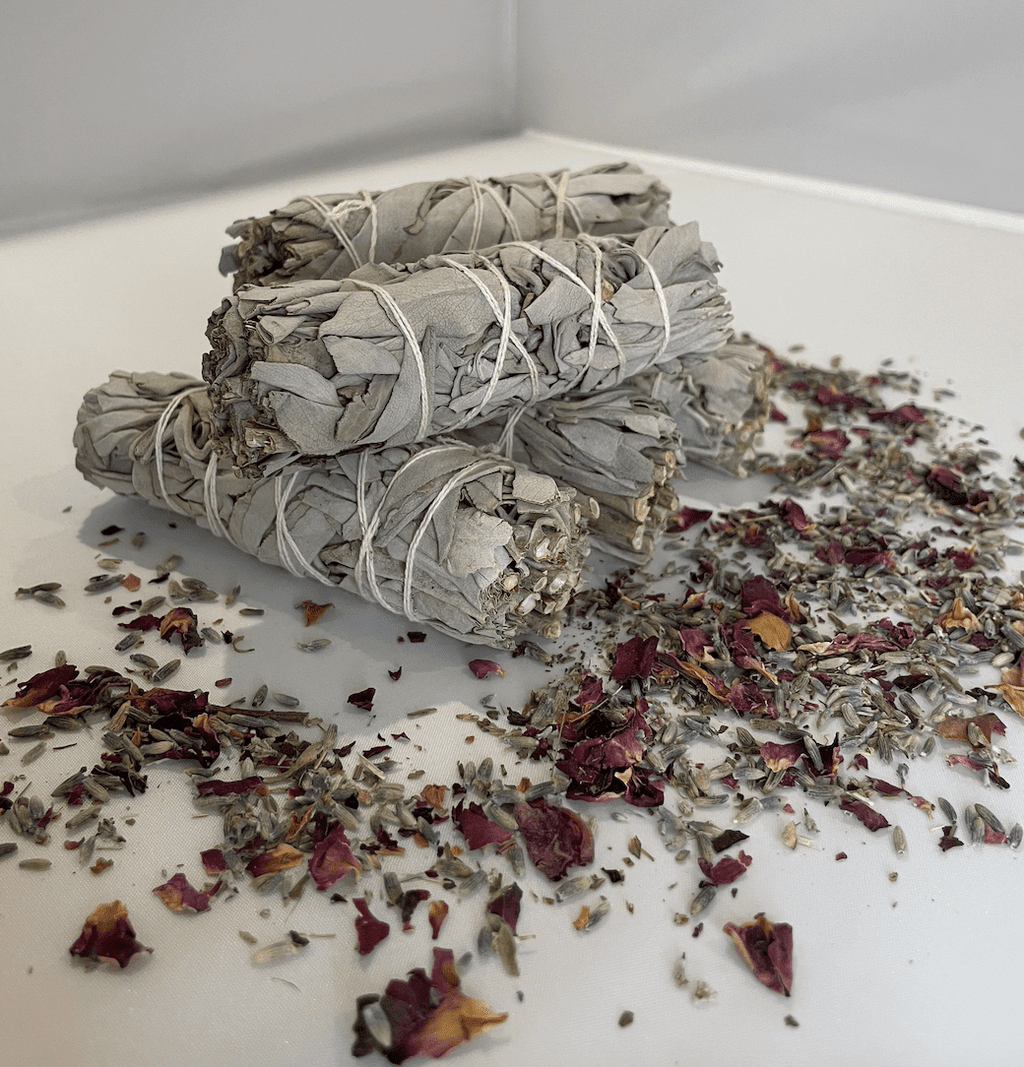 <a href="https://www.thefloatspa.co.uk/product/white-sage/">White Sage Bundle</a> image 1